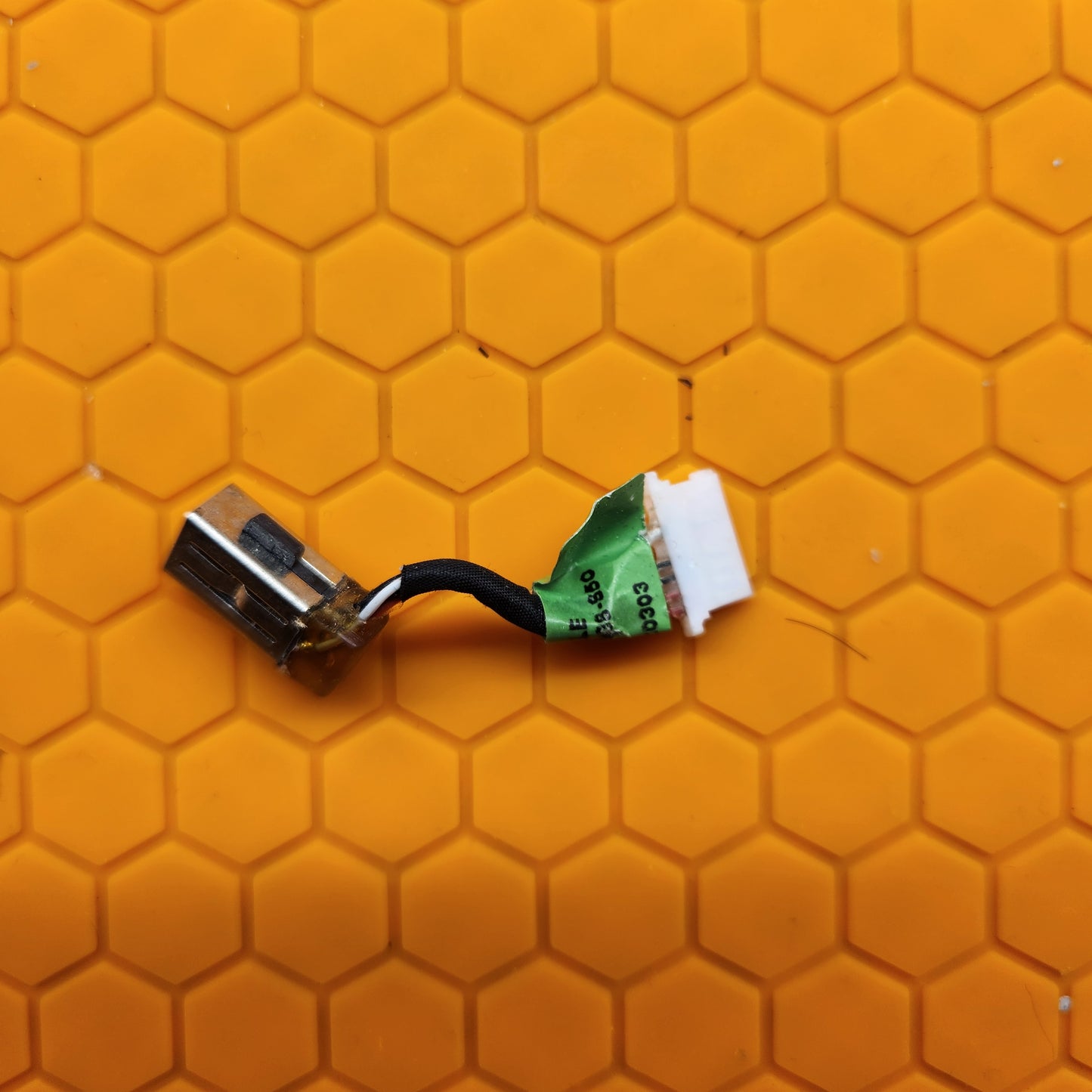 DC IN Connector - M45022-001